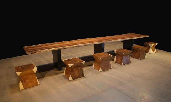 wakiki table side view